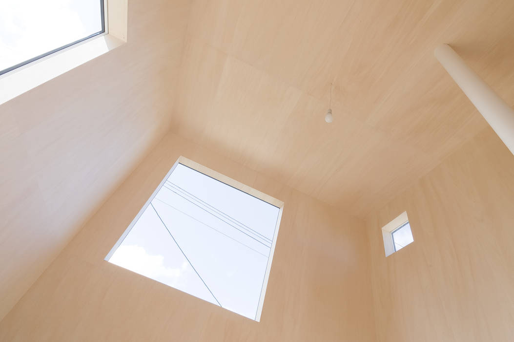 KUMAGAI HOUSE, hiroshi kuno + associates hiroshi kuno + associates Puertas y ventanas de estilo minimalista