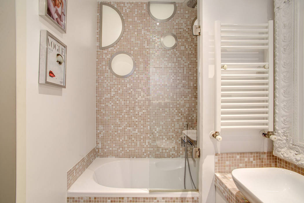 Baños de estilo moderno de MOB ARCHITECTS Moderno