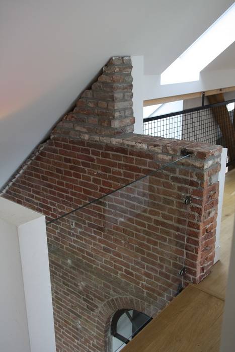 Nieuwbouw en verbouw hallen boerderij, Architectenbureau Jules Zwijsen Architectenbureau Jules Zwijsen Modern Corridor, Hallway and Staircase