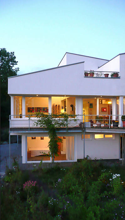 HAUS S. - WOHNHAUS AM HANG, Althaus Architekten BDA - Ludwig & Christopher Althaus, Dipl.-Ing. Architekten: modern von Althaus Architekten BDA - Ludwig & Christopher Althaus, Dipl.-Ing. Architekten,Modern