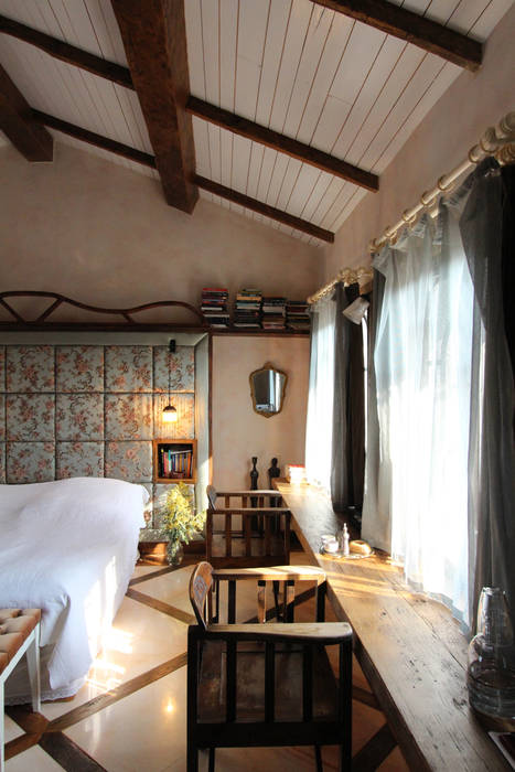 Provence Villa in İstanbul, Orkun Indere Interiors Orkun Indere Interiors Country style bedroom