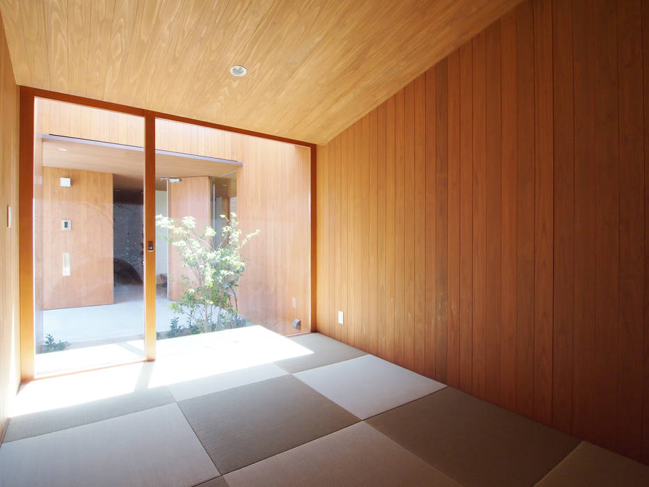 三本松の家 (House in Sanbonmatsu), 合同会社グラムデザイン一級建築士事務所 合同会社グラムデザイン一級建築士事務所 和風の 寝室