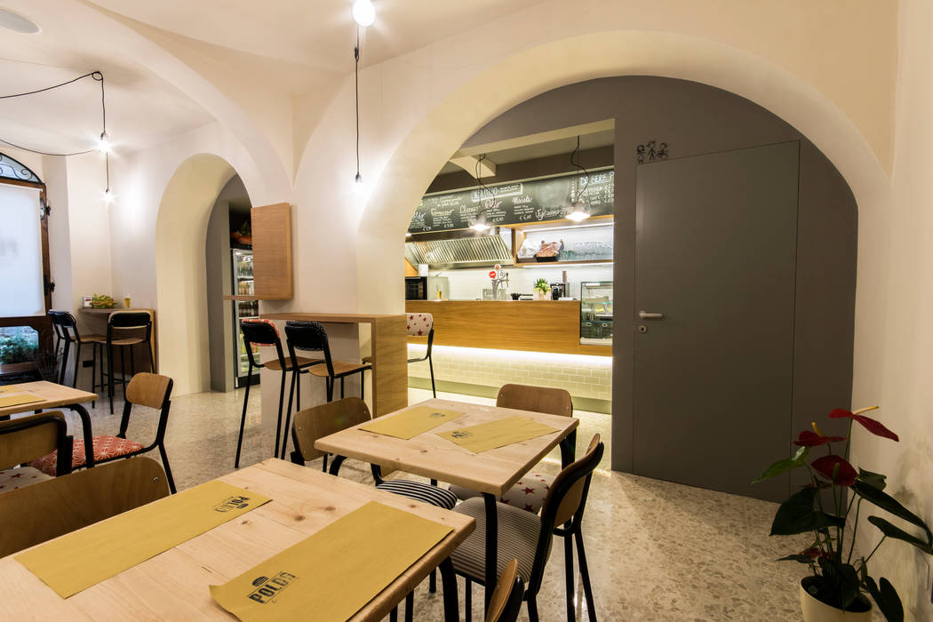 Poldo burger bar, Maranco Architetti Maranco Architetti Commercial spaces Gastronomy