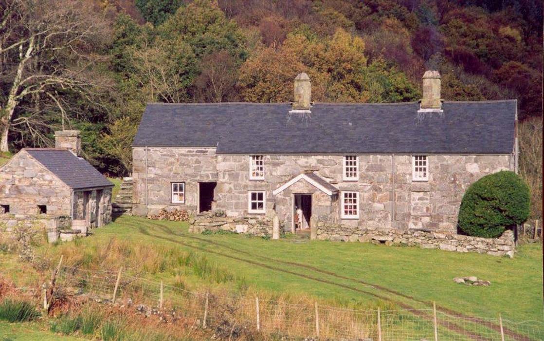 Welsh Farmhouse, Hackett Holland Hackett Holland