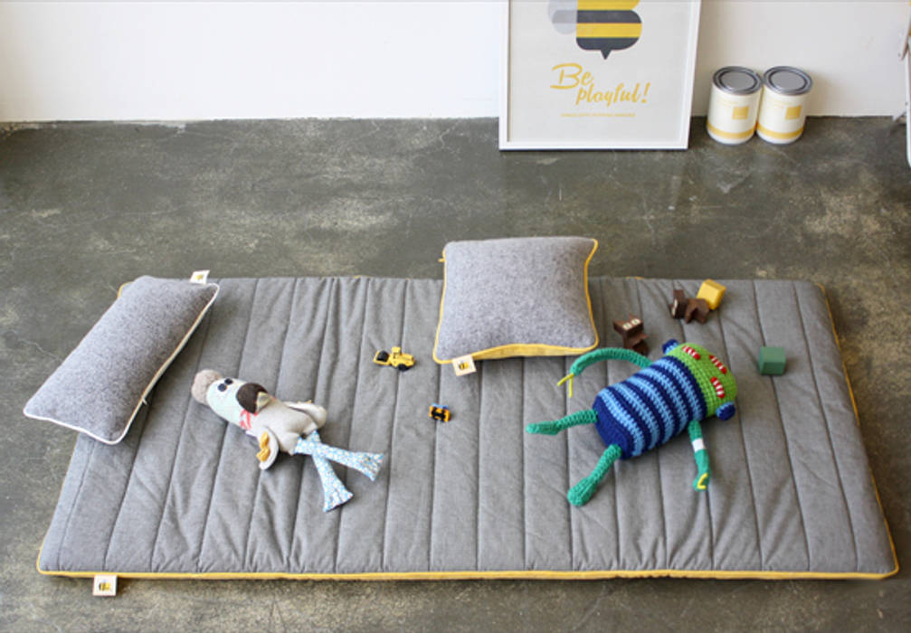 BEE STRIPE, BE playful BE playful Quartos de criança modernos Acessórios e Decoração