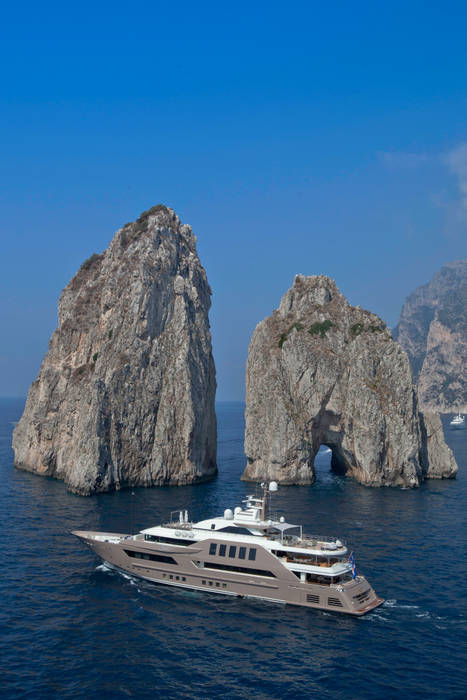 J'Ade, CRN SPA - YACHT YOUR WAY- CRN SPA - YACHT YOUR WAY- Mediterranean style yachts & jets