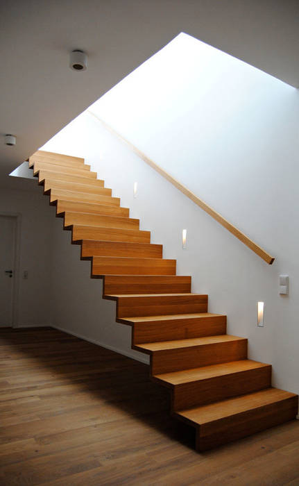 Einfamilienhaus in Osthofen, Julia Schlotter Design Julia Schlotter Design Treppe Treppen