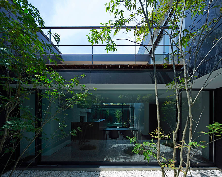 House in Obu, Isao Kato architects / 加藤功建築設計事務所 Isao Kato architects / 加藤功建築設計事務所 モダンな 家