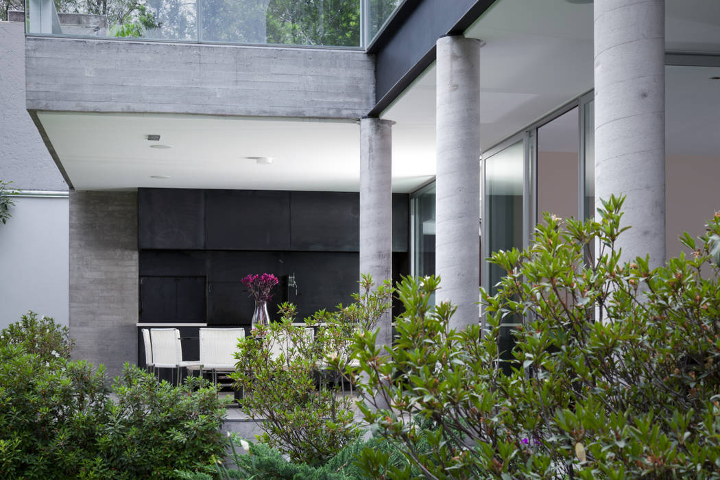 ​SECRET GUEST HOUSE, Pascal Arquitectos Pascal Arquitectos Casas