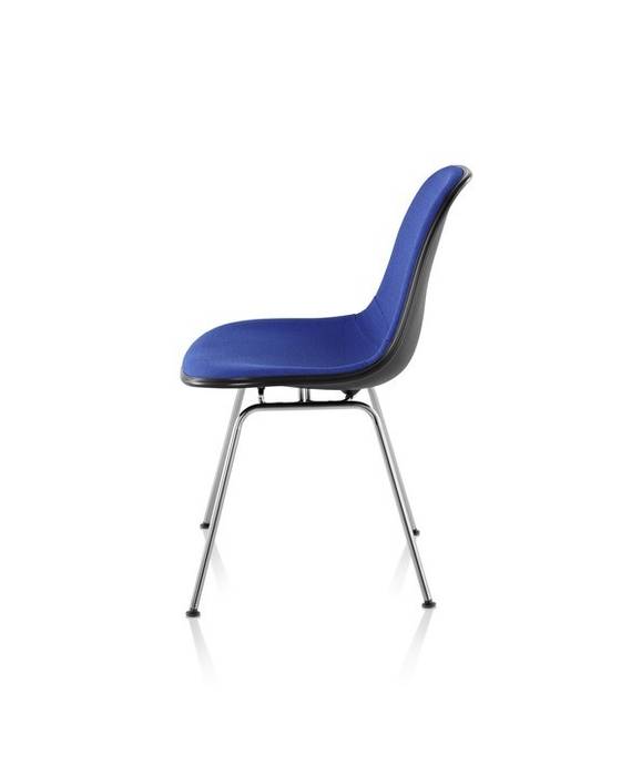 Eames Molded Plastic Chairs, Herman Miller Herman Miller