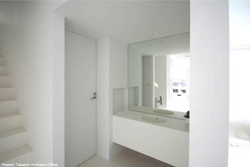 Sea Side House, 鷹取久アーキテクトオフィス 鷹取久アーキテクトオフィス Minimalist style bathroom