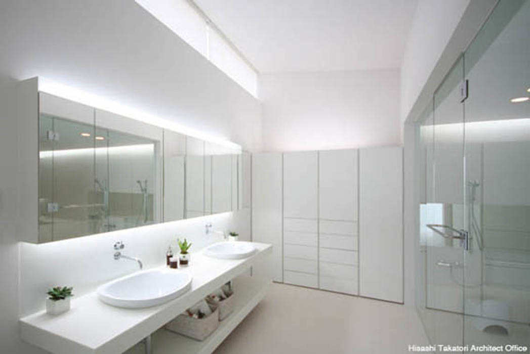 Sea Side House, 鷹取久アーキテクトオフィス 鷹取久アーキテクトオフィス Salle de bain minimaliste