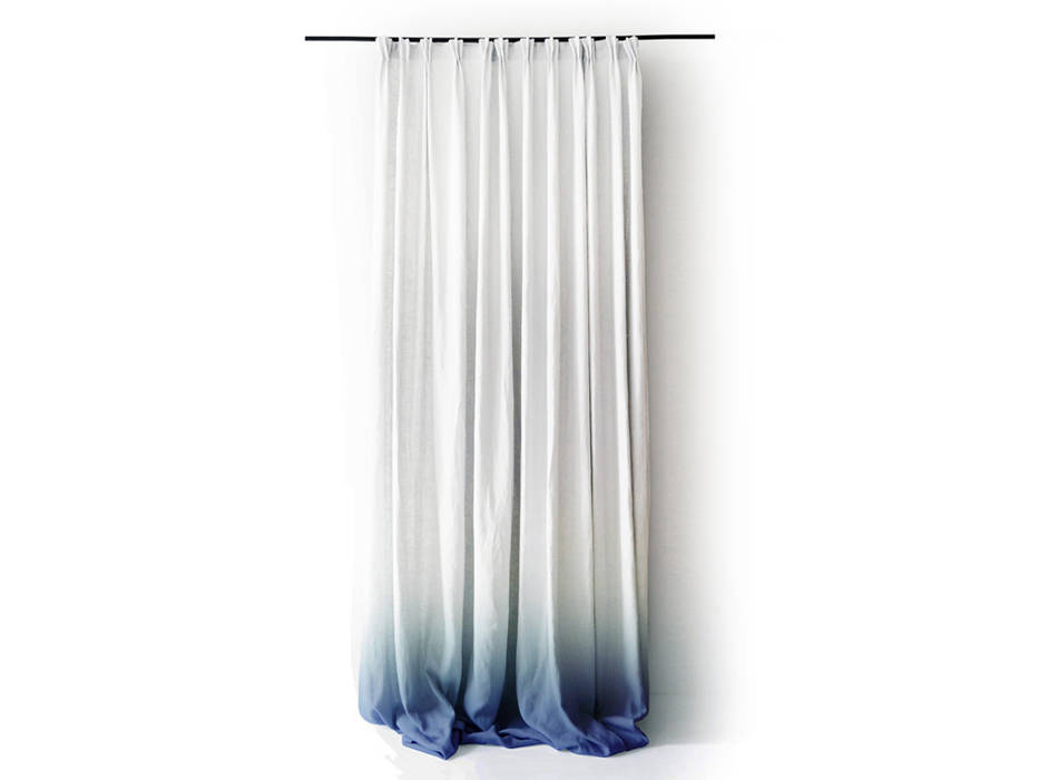 Blue Ombre curtains and cushions by Lovely Home Idea, LOVELY HOME IDEA LOVELY HOME IDEA Portas e janelas modernas Cortinas e cortinados