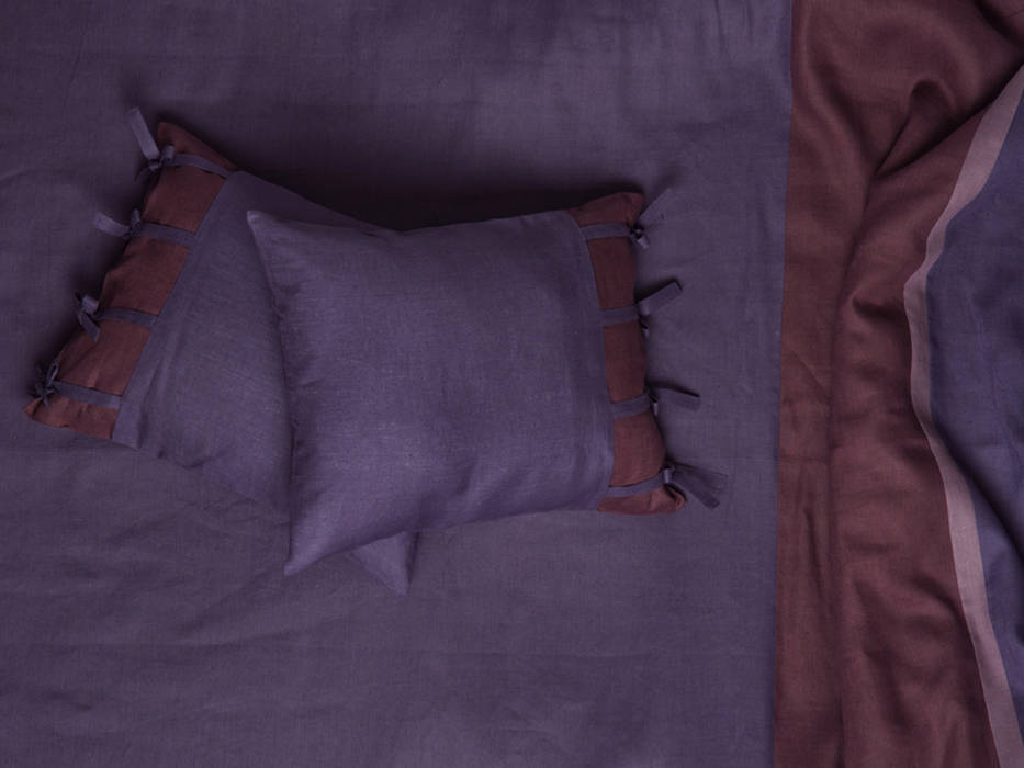 Purple Provence Dream linen bedding by lovely Home Idea, LOVELY HOME IDEA LOVELY HOME IDEA 모던스타일 침실 직물