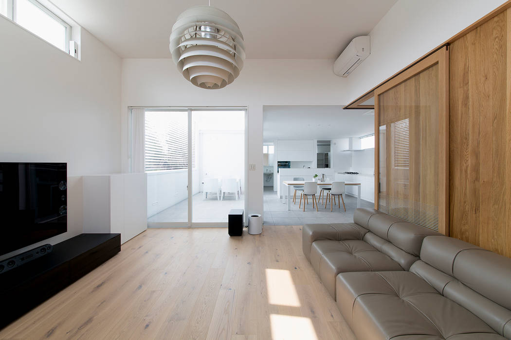 サンルームのある家, ラブデザインホームズ／LOVE DESIGN HOMES ラブデザインホームズ／LOVE DESIGN HOMES Case moderne