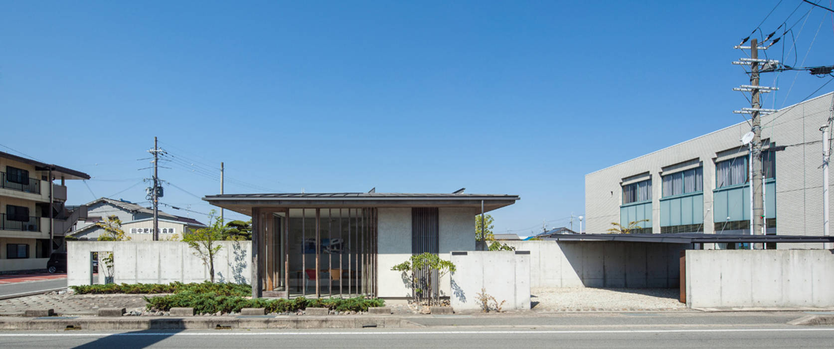 川添純一郎建築設計事務所 Minimalistische Hauser Homify