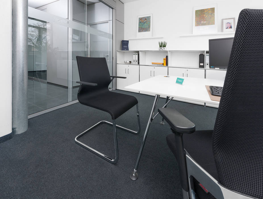 Büro Buchhaltung PFERSICH Büroeinrichtungen GmbH Gewerbeflächen Bürogebäude