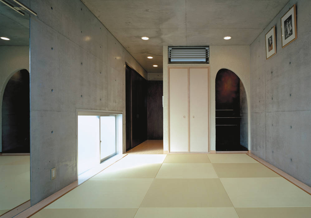House of Kami, 一級建築士事務所アトリエｍ 一級建築士事務所アトリエｍ Modern walls & floors Reinforced concrete