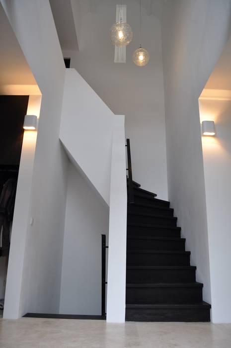 villa Heiloo, Jeroen de Nijs BNI Jeroen de Nijs BNI Moderne gangen, hallen & trappenhuizen