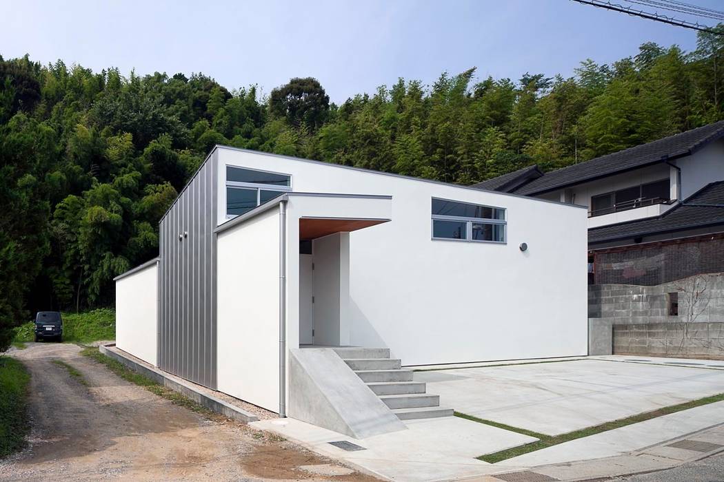 Spiral Roof 諸江一紀建築設計事務所 Eclectic Style Houses Homify Spiral Roof 諸江一紀建築設計事務所 Eclectic Style Houses Homify