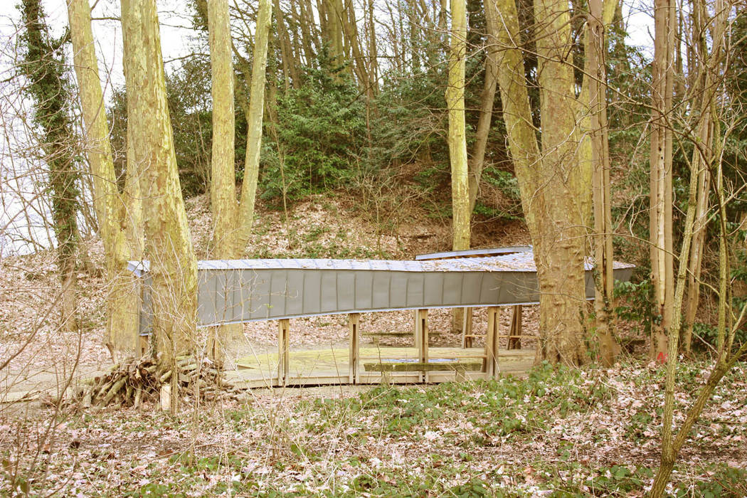 Vue de profil dans les bois H&G Hamelin&Groleau Architectes