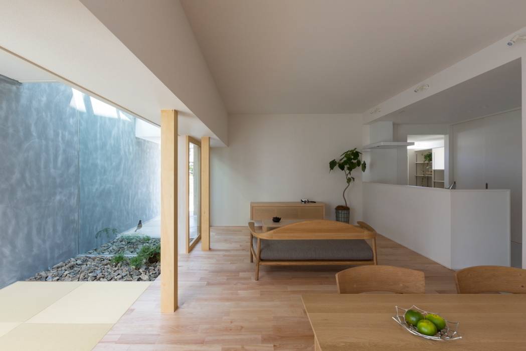 Kusatsu House, ALTS DESIGN OFFICE ALTS DESIGN OFFICE Dormitorios de estilo moderno