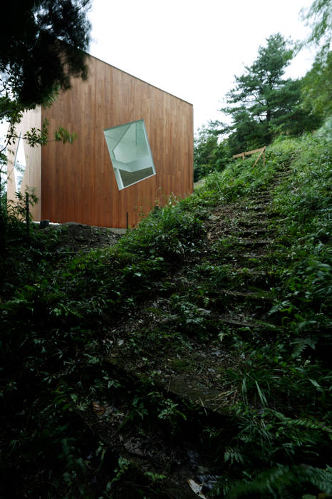 ​Villa Kanousan, Yuusuke Karasawa Architects Yuusuke Karasawa Architects モダンな 家