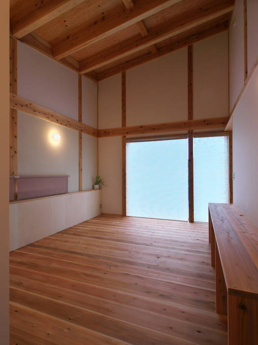 多角形の家 POLYGONAL HOUSE TOYAMA，JAPAN, 水野建築研究所 水野建築研究所 Kamar Tidur Gaya Eklektik
