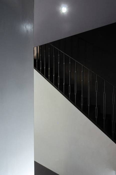 minimalist by alessandromarchelli+designers AM+D studio, Minimalist