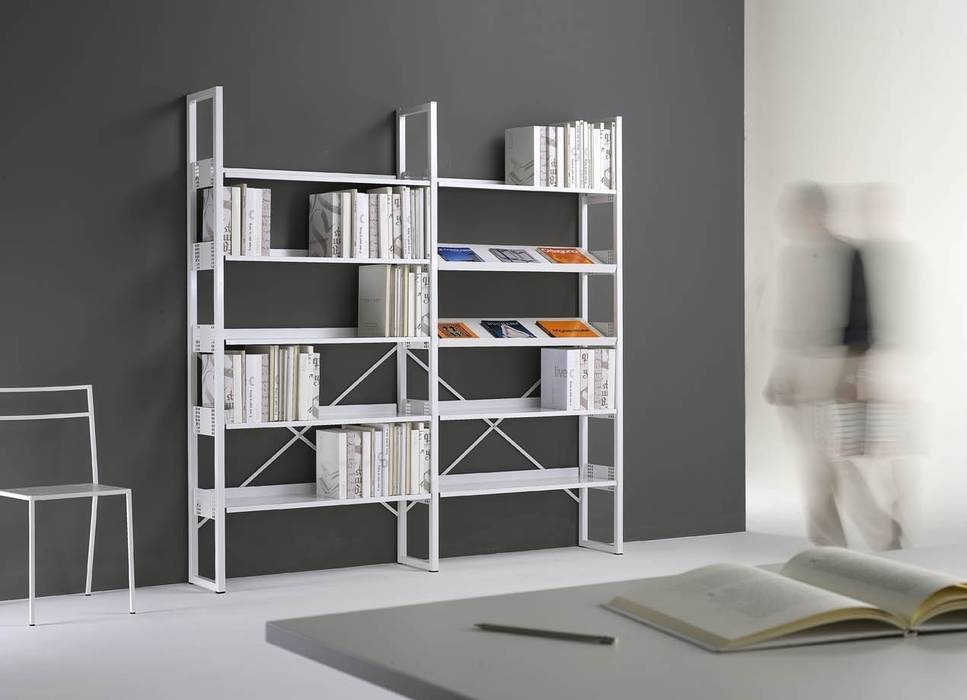 Libreria Quadrotto Emmesystem by Emme Italia Studio in stile industriale Armadi & Scaffali