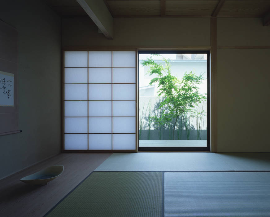 House in Satsuma, 柳瀬真澄建築設計工房 Masumi Yanase Architect Office 柳瀬真澄建築設計工房 Masumi Yanase Architect Office Casas modernas: Ideas, diseños y decoración