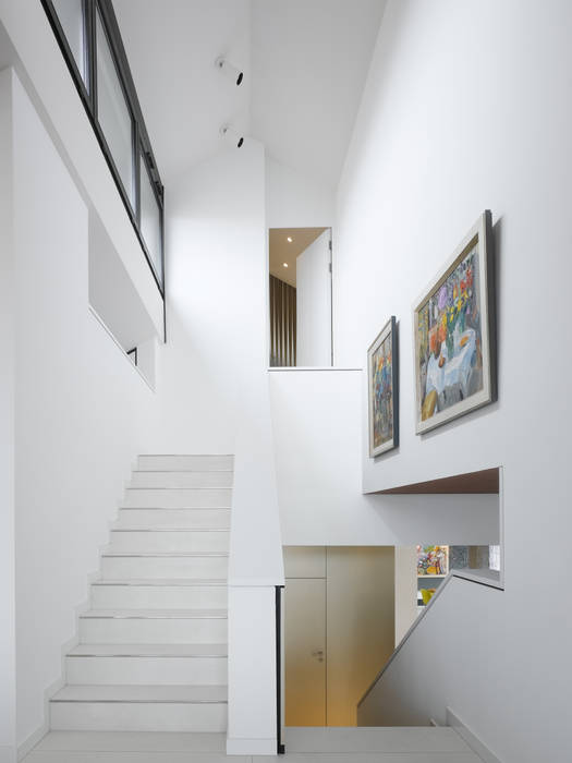 WOHNUNG SCH, Ippolito Fleitz Group – Identity Architects Ippolito Fleitz Group – Identity Architects Häuser