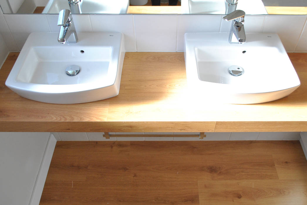 Baños de estilo por estudio de arquitectura sra.farnsworth, escandinavo