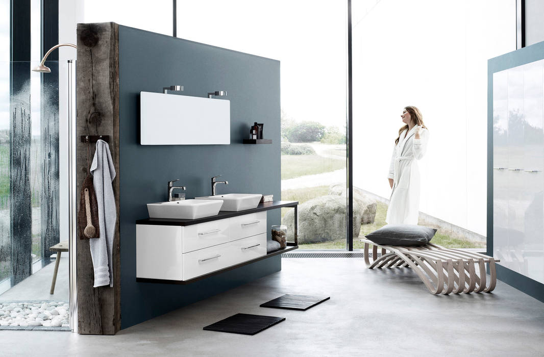 Schönes multifunktionelles Baduniversum von Dansani, Dansani Dansani Classic style bathroom Sinks