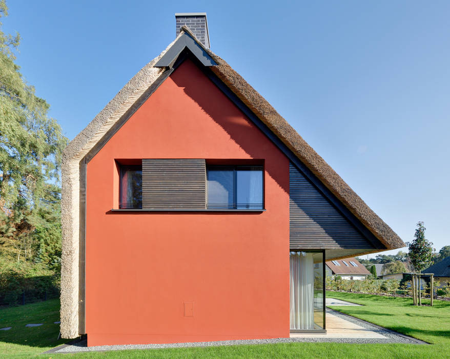 Lichtdurchflutet und gemütlich: Waldhaus mit Durchblick, Möhring Architekten Möhring Architekten Дома в стиле модерн