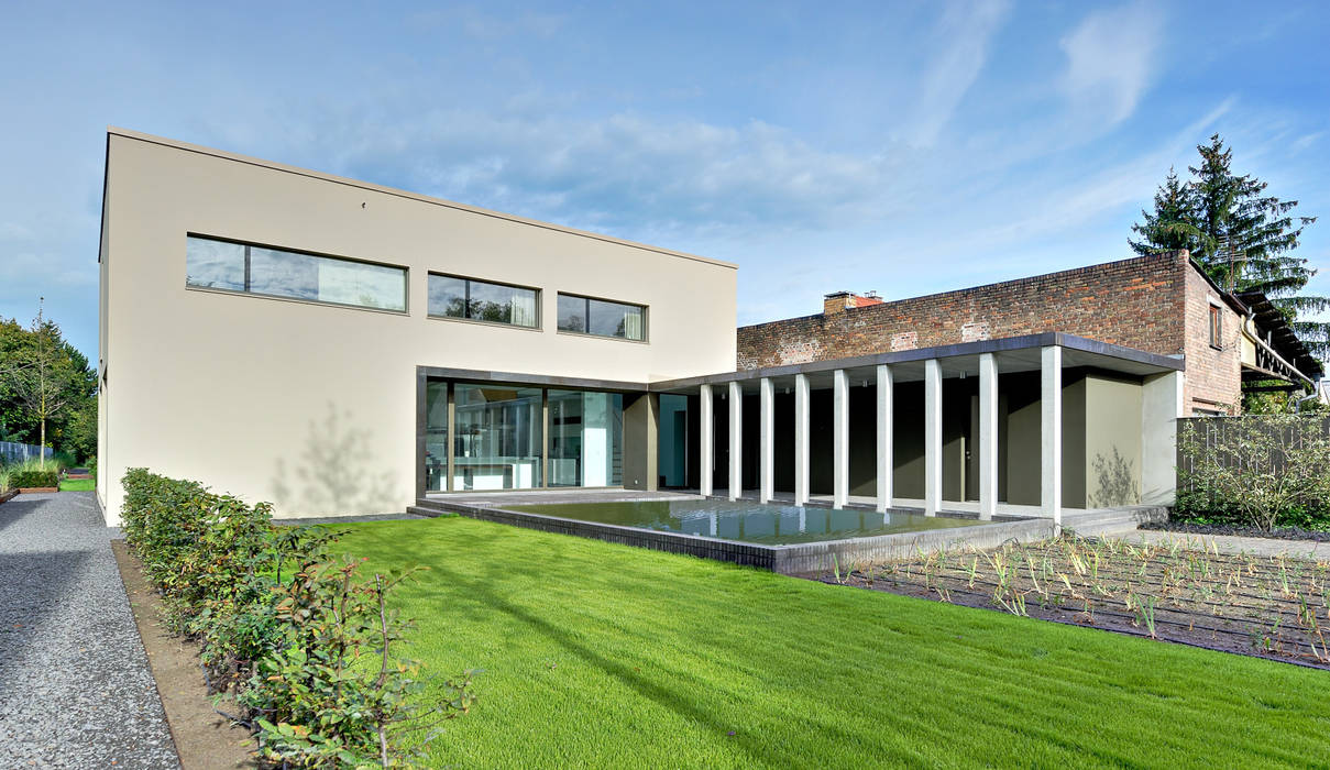 Remisenwohnhaus im Denkmal Ensemble Berlin, Möhring Architekten Möhring Architekten Casas de estilo moderno