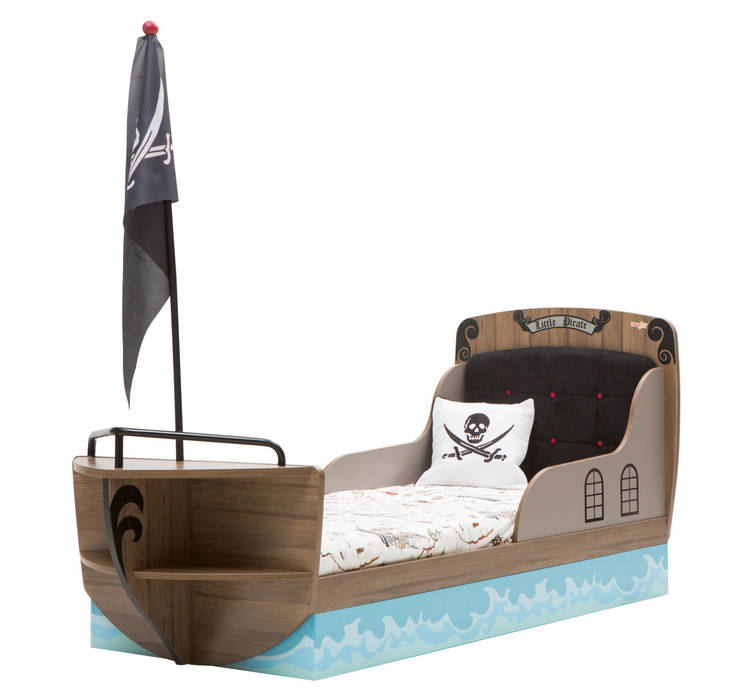 Pirate Ship Children's Bed in Captain Design Cuckooland Quarto infantil colonial Camas e berços