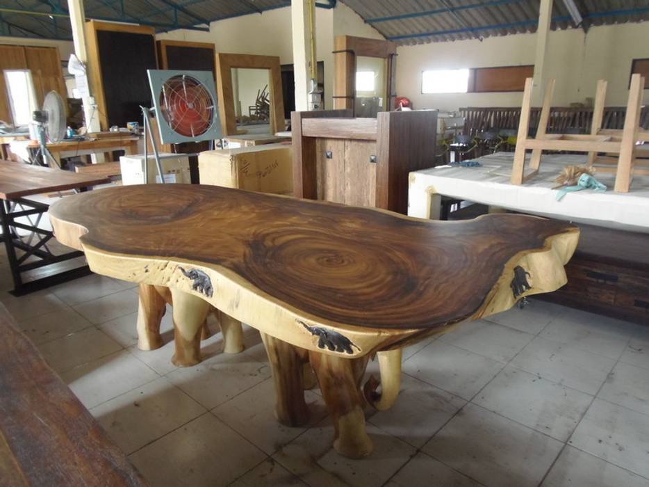 The Elephant Table, Mango Crafts Mango Crafts Rustic style dining room Tables