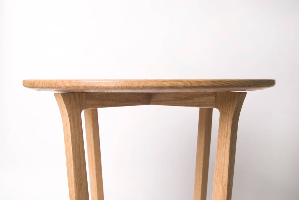 SIDE TABLE, Woodstudio MAUM Woodstudio MAUM Soggiorno moderno Tavolini