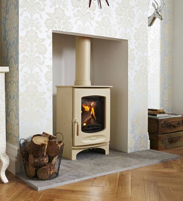 Charnwood C-Eight DEFRA Approved Wood Burning / Multifuel Stove Direct Stoves Country style living room Fireplaces & accessories
