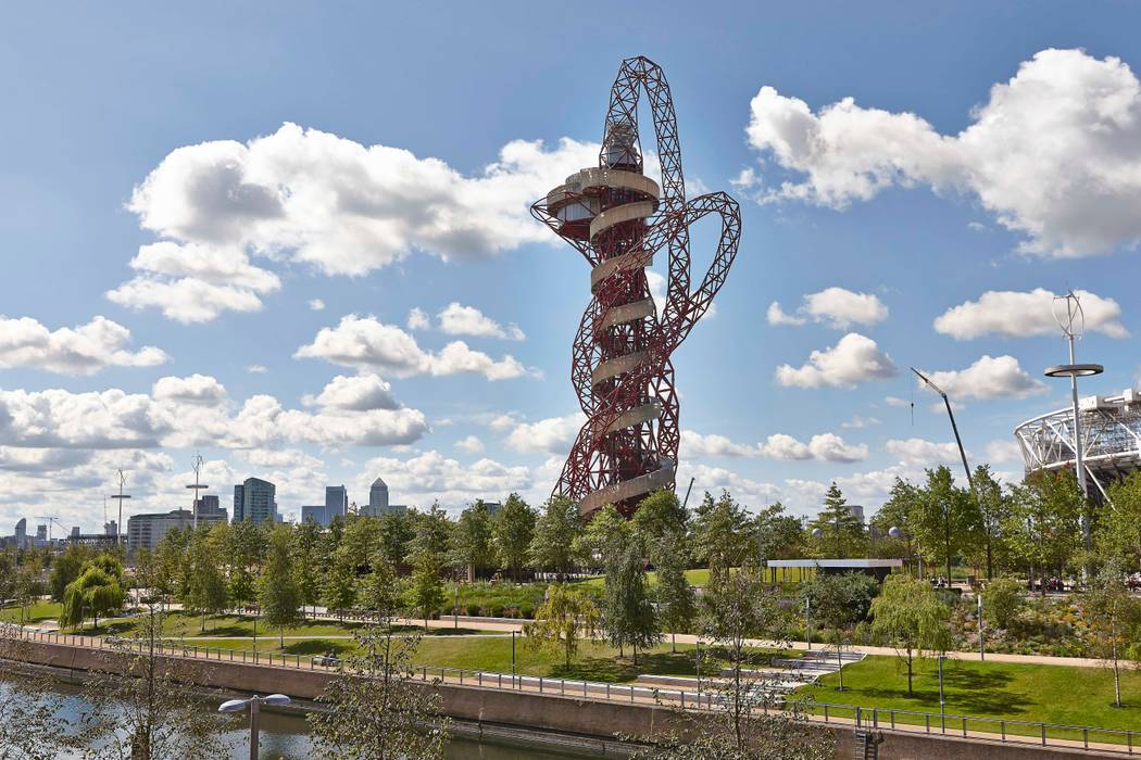 ArcelorMittal Orbit Shoot, Olympic Park, London Adam Coupe Photography Limited Espaces commerciaux Stades