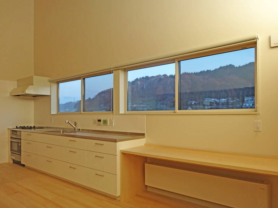 キッチンからの眺望 田所裕樹建築設計事務所 ミニマルデザインの キッチン