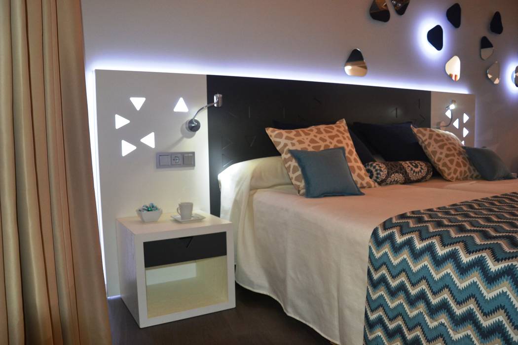 Diseño del stand, los muebles y el interiorismo para mobenia Diseño del stand, los muebles y el interiorismo para mobenia