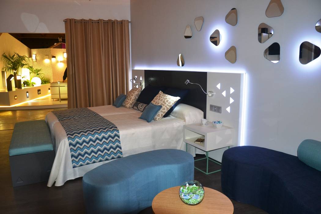 Diseño del stand, los muebles y el interiorismo para mobenia Diseño del stand, los muebles y el interiorismo para mobenia