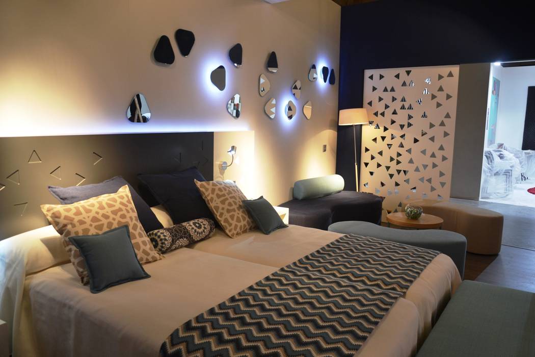 Diseño del stand, los muebles y el interiorismo para mobenia Diseño del stand, los muebles y el interiorismo para mobenia