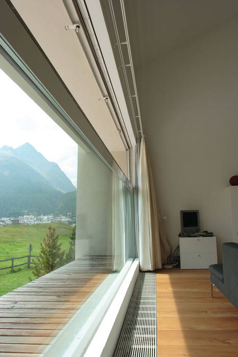 homify Modern windows & doors Windows