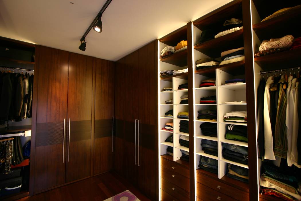 M.B. Evi, avci_burak avci_burak Closets modernos