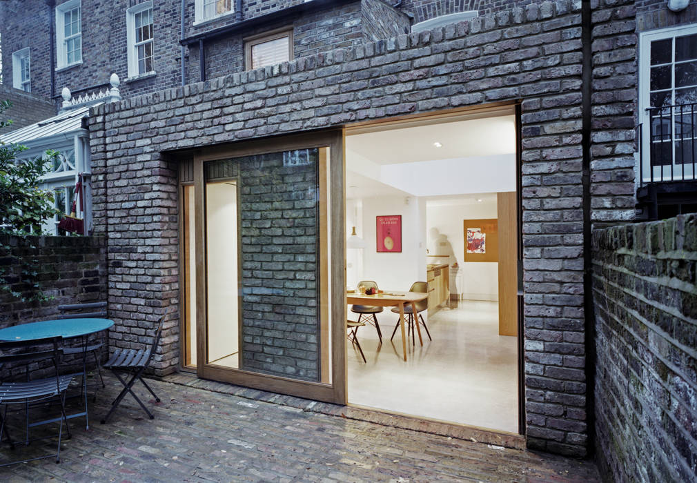 Sliding Oak Door ABN7 Architects