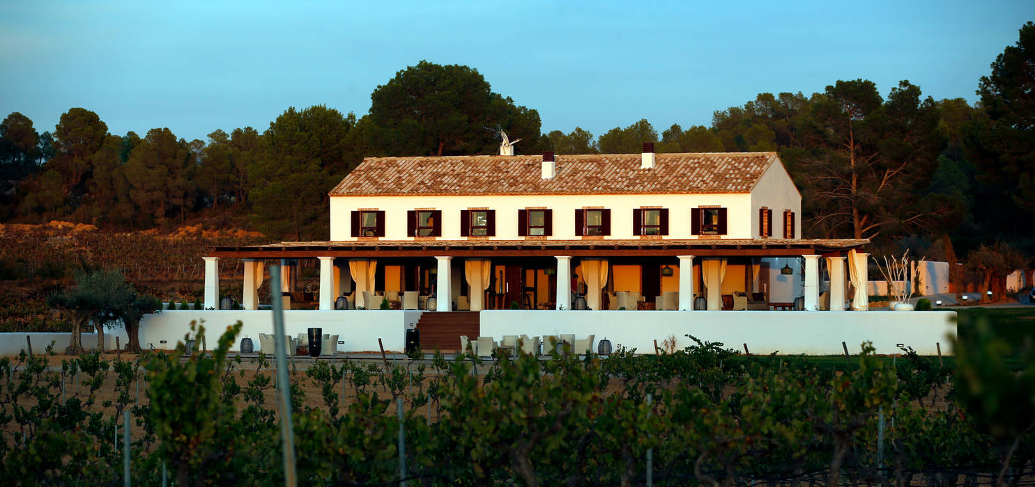 Bodegas Alvarez Nölting. Requena., 3 M ARQUITECTURA 3 M ARQUITECTURA Commercial spaces Commercial Spaces