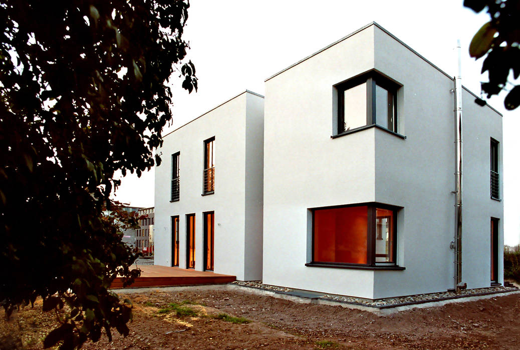 Familienhaus, waldorfplan architekten waldorfplan architekten Minimalist house